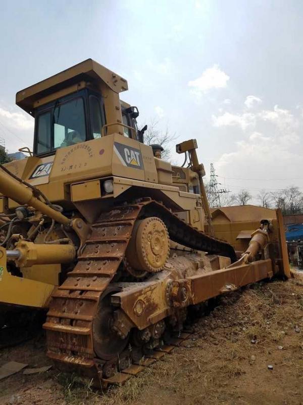 Насос трансмиссии cat d9r